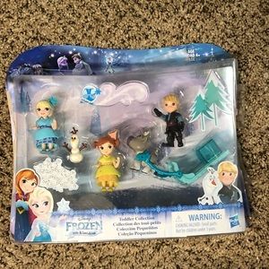 Frozen “Little Kingdom “ set